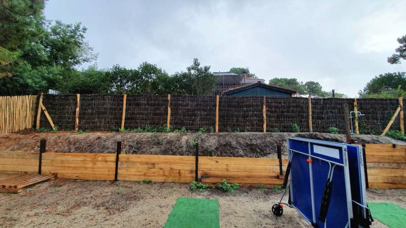 Conception d’aménagement paysager pour une villa du Cap Ferret : Élégance et harmonie garanties